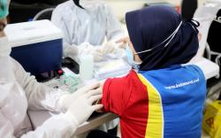 150.000 Pekerja Ritel dan UMKM Divaksin Covid-19 