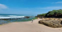 Terpikat Keindahan Pantai Ujung Genteng Sukabumi, Ada Pasir Putih hingga Tukik