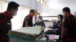 Dugaan Korupsi Pengadaan Masker Rp2,9 Miliar, Kantor BPKAD Digeledah Kejari Karangasem<
