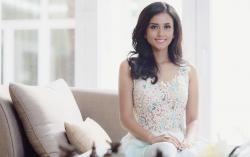 Sosok Maria Harfanti, Miss Indonesia 2015 Kini sebagai News Anchor dan Aktif Kegiatan Sosial