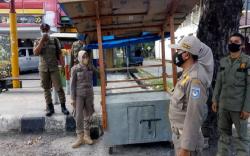 Gerobak PKL Gunakan Badan Jalan di Mataram Ditertibkan