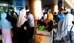 Tak Kantongi Surat Sehat, 56 Santri Asal Kalbar Gagal Terbang ke Surabaya