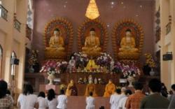 Cegah Kerumunan, Vihara Dharmakirti Palembang Tiadakan Kegiatan Undapatta Dipusambla<