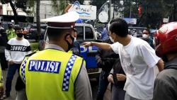 Video Pengunjung Ancol Protes Tak Bisa Masuk akibat Skema Buka Tutup