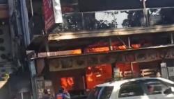 Warung Surabi di Jalan Setiabudi Terbakar, Petugas Masih Lakukan Penanganan 