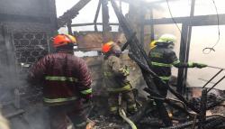 Warung Surabi di Jalan Setiabudi Bandung Terbakar, Diduga Akibat Percikan Listrik 