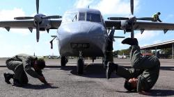 Sukses Terbang Solo Pertama, Pilot TNI AL Berguling-guling Putari Pesawat