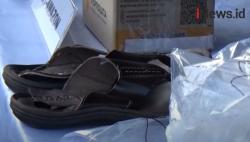 Video Petugas BNN Bali Amankan 2 Kurir Simpan Sabu di Sandal Jepit