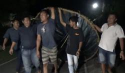 Meresahkan, Balon Udara Jatuh di Permukiman Warga