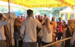 Video Libur Nasional, Warga Padati Kebun Binatang Surabaya