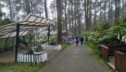 Bakal Rugi Rp60 Miliar, Pemerintah Diminta Hat-Hati Tutup Tempat Wisata 