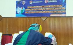 Jelang PSU Pilgub Kalsel, Petugas Bawaslu dan KPU Dites Antigen Covid-19