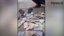Video Viral Tuna Wisma Bawa Uang Rp6 Juta dalam Karung Bercampur Sampah di Sidoarjo