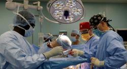Wow, Dokter Berhasil Angkat 206 Batu Ginjal dari Seorang Pasien<