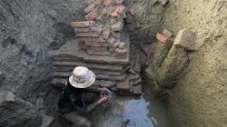 Penampakan Bangunan Diduga Candi Ditemukan di Desa Sambimaya