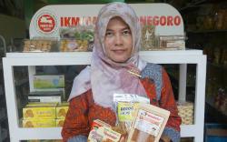 Berawal dari Iseng, Kripik Batang Pisang dari Bojonegoro Tembus Pasar Kanada