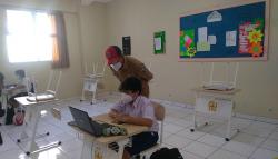 Simulasi PTM di Bandung, Satu Kelas Hanya Diikuti 3 hingga 6 Siswa<