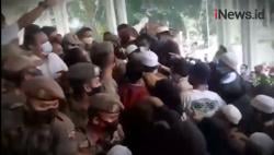 Video Ricuh, Ratusan Massa di Bogor Tuntut Pembebasan Habib Rizieq Shihab