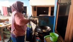 Video Penjual Nasi Goreng Gagal Berangkat Haji usai Menabung 20 Tahun