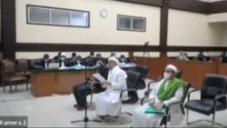 Video Habib Rizieq Bacakan Nota Pembelaan