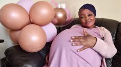 Perempuan Lahirkan Bayi Kembar 10, Keluarga Jelaskan Mengapa Sang Ibu 'Menghilang'<