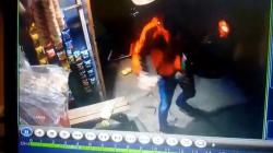 4 Begal Bergolok Bawa Kabur Motor dan Acak-acak Warung di Cihanjuang KBB<