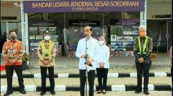 Tinjau Bandara JB Soedirman, Jokowi Senang meski Terminal Darurat tapi Sudah Beroperasi