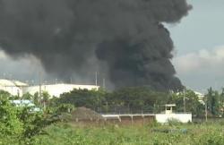 Video Asap Hitam Kembali Membubung Tinggi dari Kilang Cilacap Pagi Ini