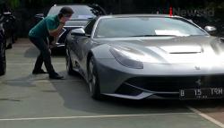 Video Lelang Mobil Mewah Sitaan Kasus Korupsi Asabri