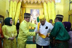 Ketua DPD La Nyalla Dapat Gelar Kehormatan Datuk dari Kesultanan Pontianak