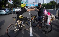  Uji Coba Barakhir, Dishub DKI Jakarta Copot Rambu Jalur Road Bike di JLNT Casablanca