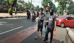 Video 6 Preman Diamankan di Duren Sawit, Satu Orang Bawa Sajam