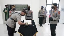 Pimpin Sertijab 2 Kapolres, Kapolda Maluku Utara Instruksikan Berantas Premanisme<