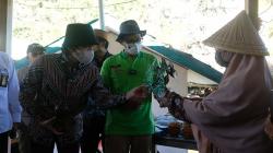 Sandiaga Uno Ditemani Atta Halilintar Kunjungi Geo Park Rammang-Rammang