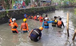 Balita 2 Tahun yang Hanyut di Sungai Dengkeng Klaten Ditemukan Tewas<