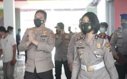 Jabat Kasatlantas Polres Lotim, Polwan Cantik Iptu Rita Beri Pemohon SIM Vaksin Gratis