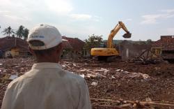 3 Bidang Tanah di Desa Miliarder Kuningan Belum Dapat Ganti Untung