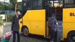 Video Puluhan Warga Cilincing dan Koja Positif Covid-19 Diangkut Bus ke Wisma Atlet