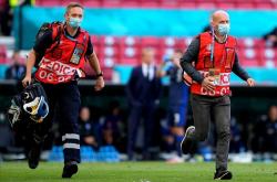 Dokter Penyelamat Eriksen Ini Eks Pebulu Tangkis Nomor 3 Dunia yang Kalahkan Taufik Hidayat