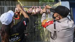 Bantuan Makanan untuk 37 Warga Warakas Tanjung Priok yang Isolasi Mandiri