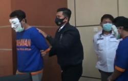 Video Sindikat Pembuat Ijazah Palsu di Surabaya Ditangkap Polisi 