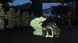 Suasana Haru Iringi Peralihan Tongkat Komando Danyonif Raider 400/BR