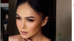 5 Artis Cantik yang Seksinya Enggak Kalah Sama Anak Muda, Ada yang Sudah Punya Cucu!