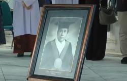 Unair Berduka, Guru Besar Radiologi Prof Benny Huwae Meninggal Dunia