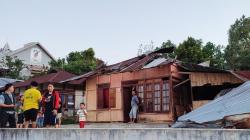 BPBD Bersama Masyarakat Mulai Perbaiki 43 Rumah Rusak akibat Puting Beliung di Minsel