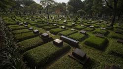 Ziarah Kubur Dilarang Selama PPKM Mikro