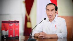 Jokowi Targetkan 2 Juta Dosis Vaksinasi Per Hari pada Agustus