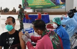 2.000 Peserta Ikut Serbuan Vaksinasi Massal di Gedung Pamungkas Yogyakarta