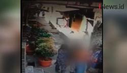 Video Aksi Pencabulan Pedagang Mainan terhadap Bocah Perempuan di Cakung Terekam CCTV
