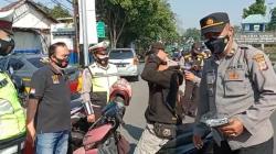 Hari Pertama PPKM Darurat, Perbatasan Kota Bandung Dijaga Ketat Petugas Gabungan<